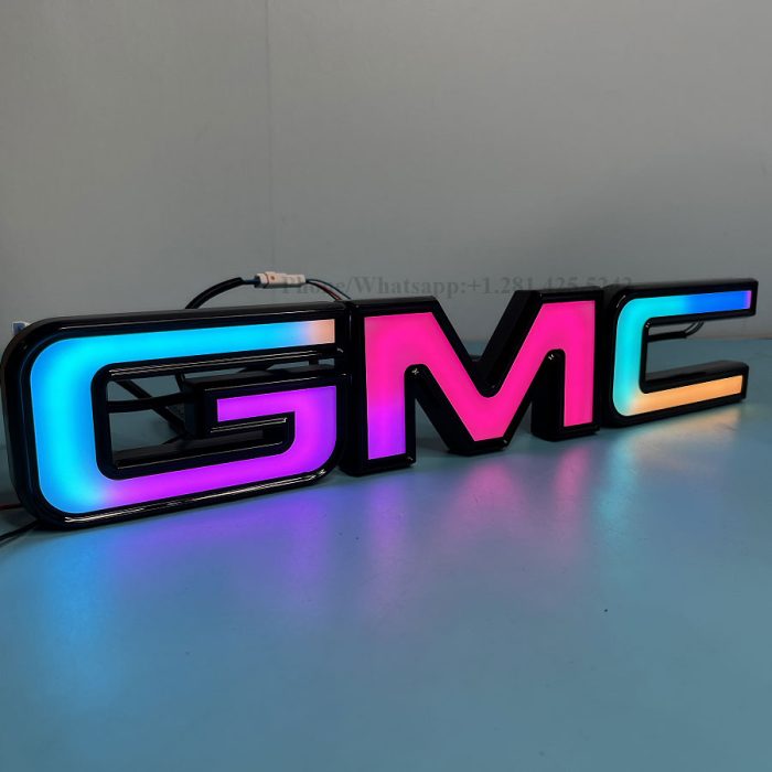 Dynamic GMC Sierra 3500 Light up Emblem (2019-2025)