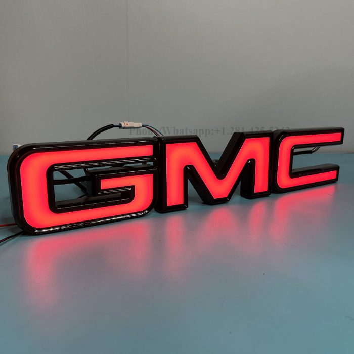 Dynamic GMC Sierra 2500 Light up Emblem (2019-2025)